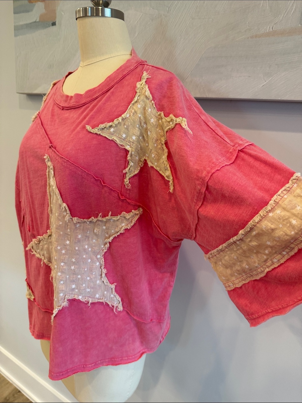 Oli & Hali Hot Pink Star Appliqué Boxy Sweatshirt- very generous size! - Picture 4 of 11